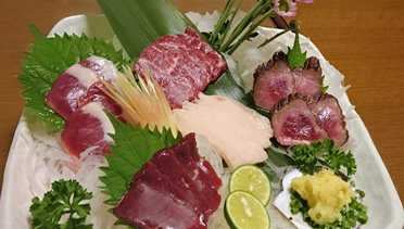 馬刺し